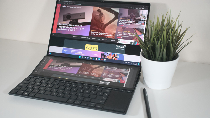 Thiết kế 2 màn hình độc đáo của laptop Zenbook Pro 14 Duo OLED 
